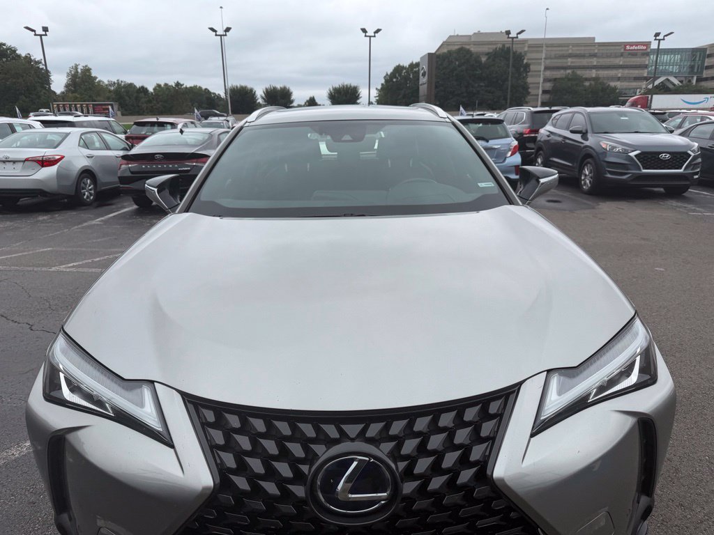 Used 2020 Lexus UX 250h w/ Premium Package AWD/4WD image 2