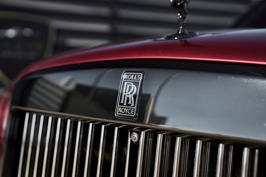 Used 2022 Rolls-Royce Cullinan Black Badge image 8