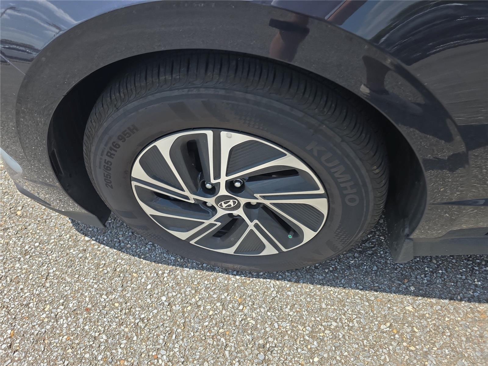 Certified 2026 Hyundai Sonata Blue FWD image 22