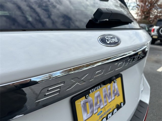 Certified 2022 Ford Explorer XLT image 45