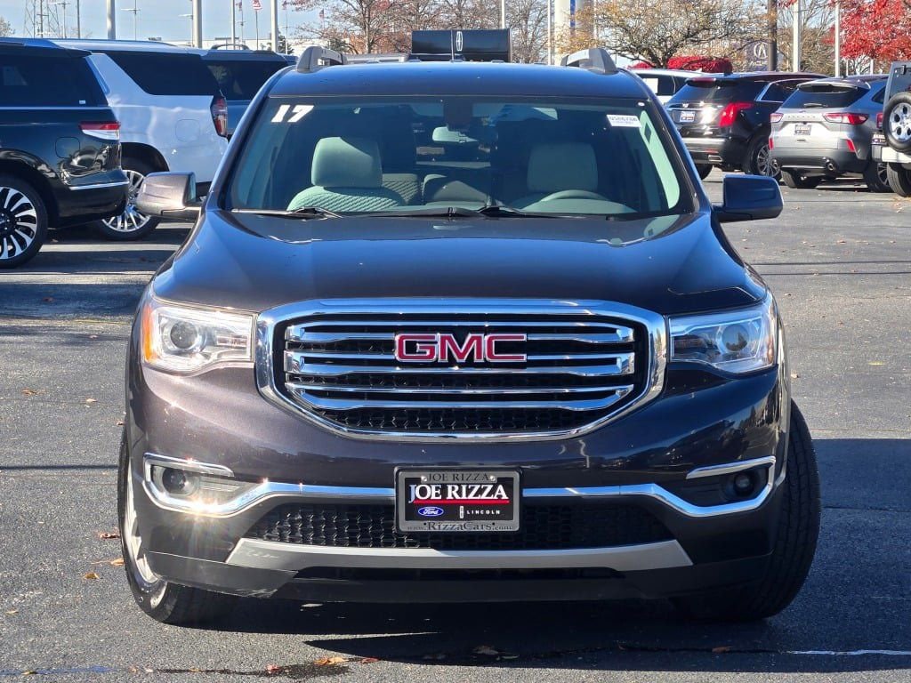 Used 2017 GMC Acadia SLE image 2