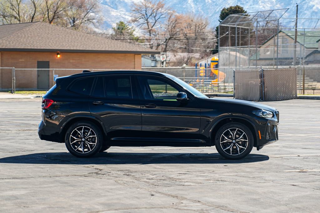 Used 2024 BMW X3 xDrive30i w/ M Sport Package image 4