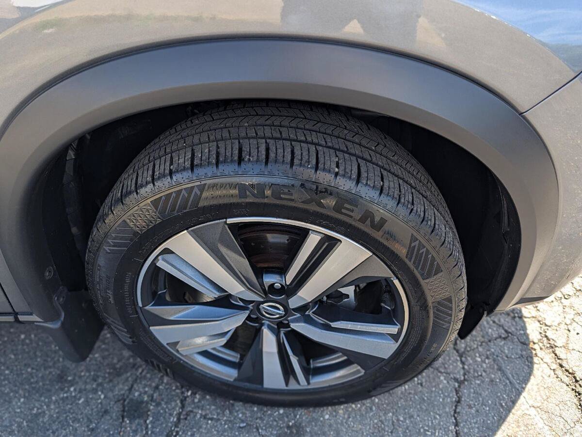 Used 2021 Nissan Rogue SL w/ Premium Package AWD/4WD image 45
