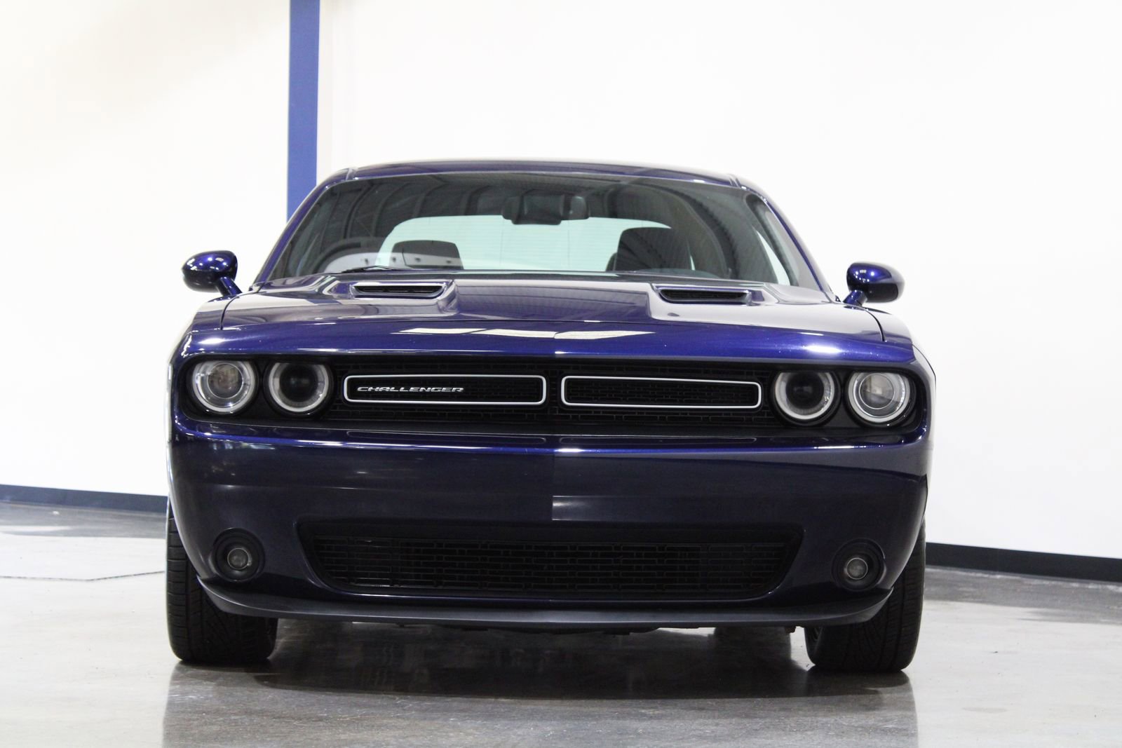 Used 2016 Dodge Challenger SXT Plus image 6