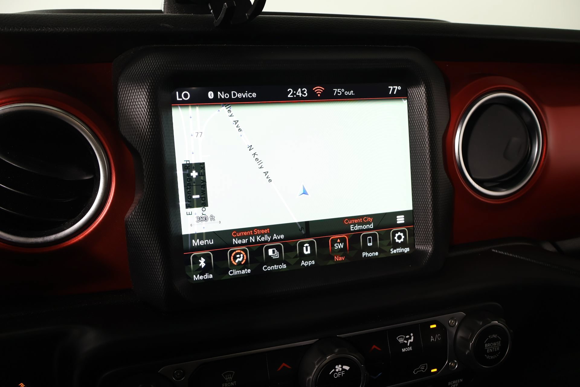 Used 2021 Jeep Gladiator Rubicon AWD/4WD image 7