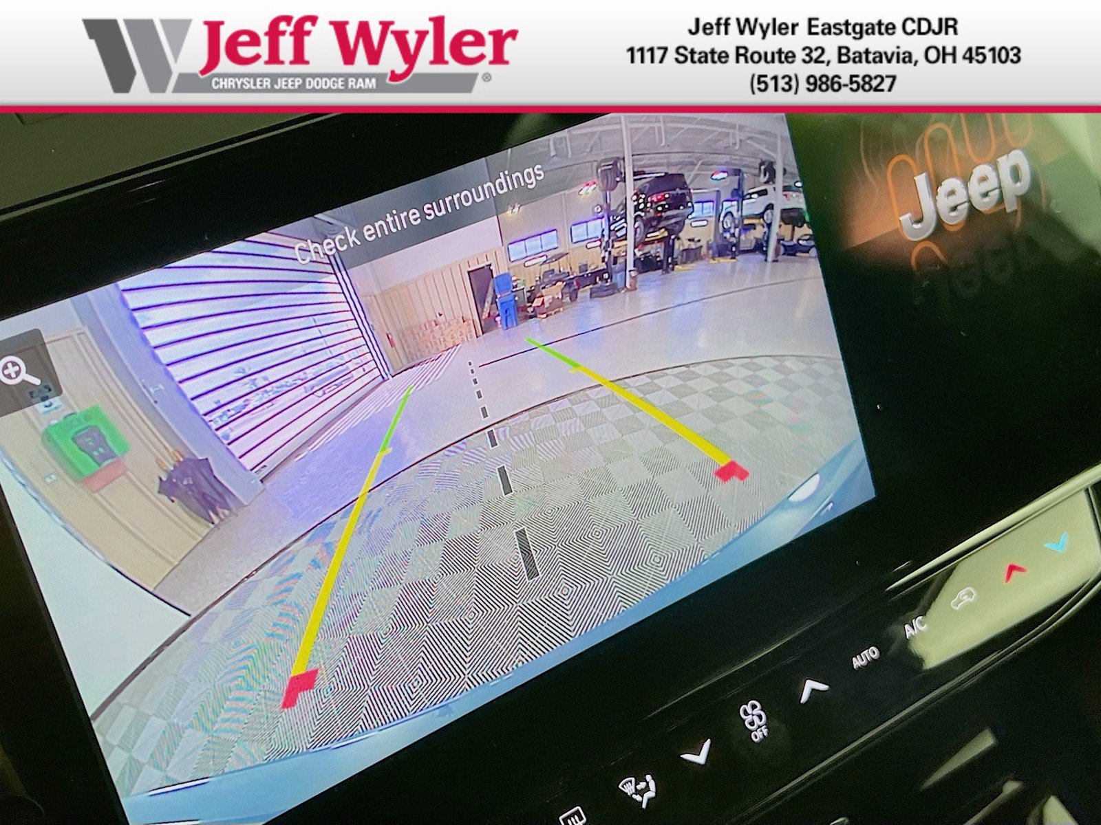 New 2026 Jeep Grand Cherokee Limited w/ Limited Altitude Package AWD/4WD image 10
