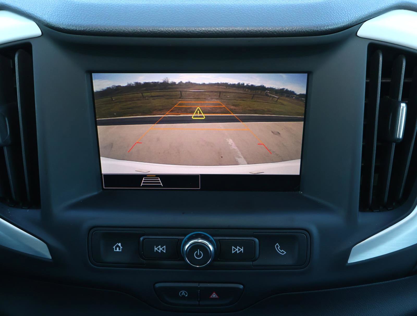 Used 2023 GMC Terrain SLE w/ Driver Convenience Package image 28