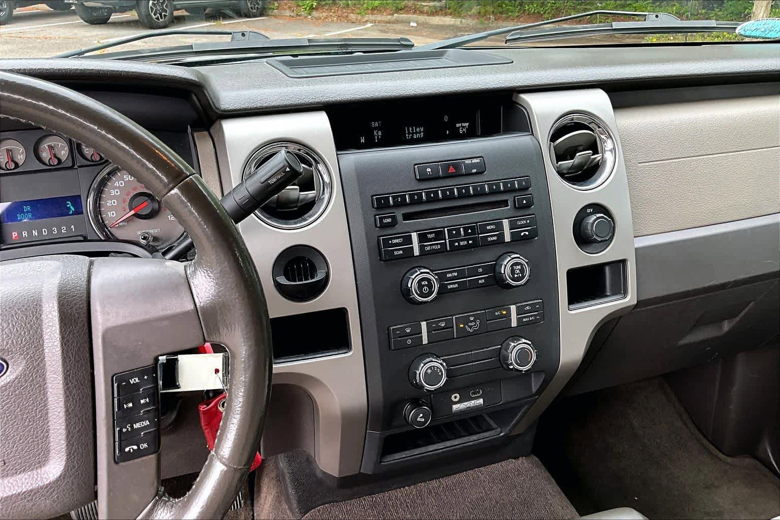 Used 2010 Ford F150 XLT RWD image 6