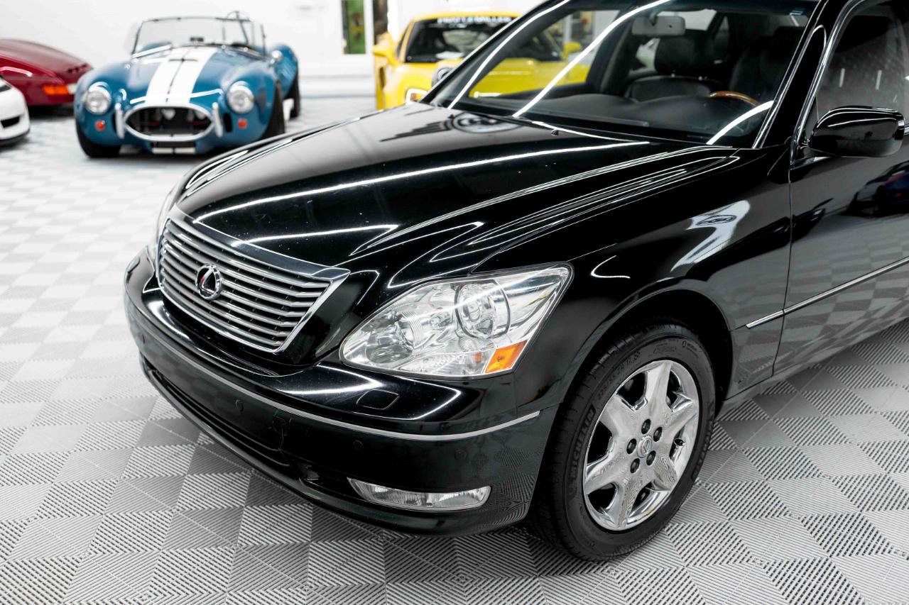 Used 2004 Lexus LS 430 RWD image 11