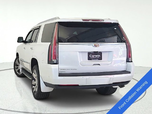 Used 2017 Cadillac Escalade Luxury AWD/4WD image 4