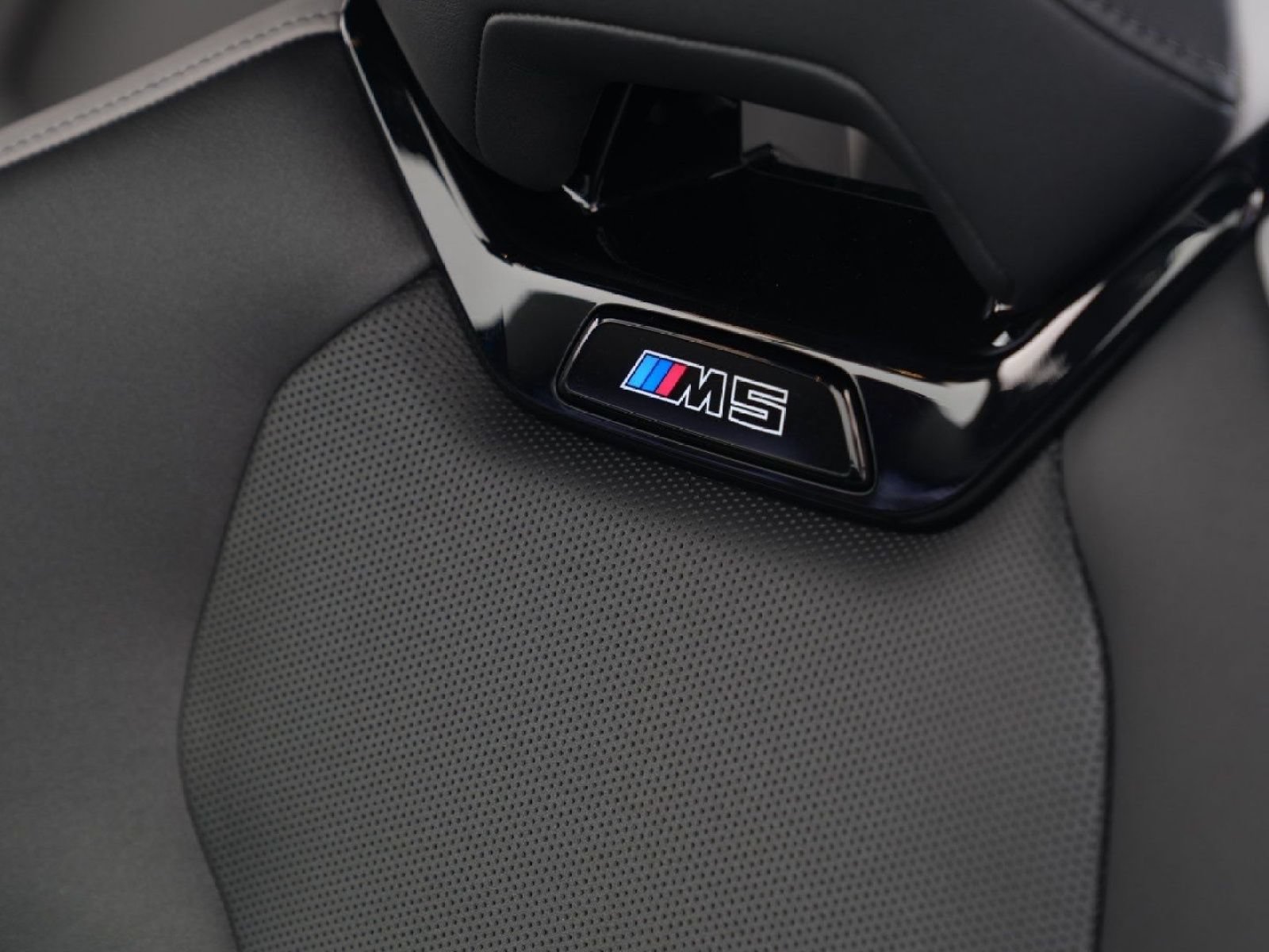 Used 2026 BMW M5 Touring w/ M Driver's Package AWD/4WD image 11