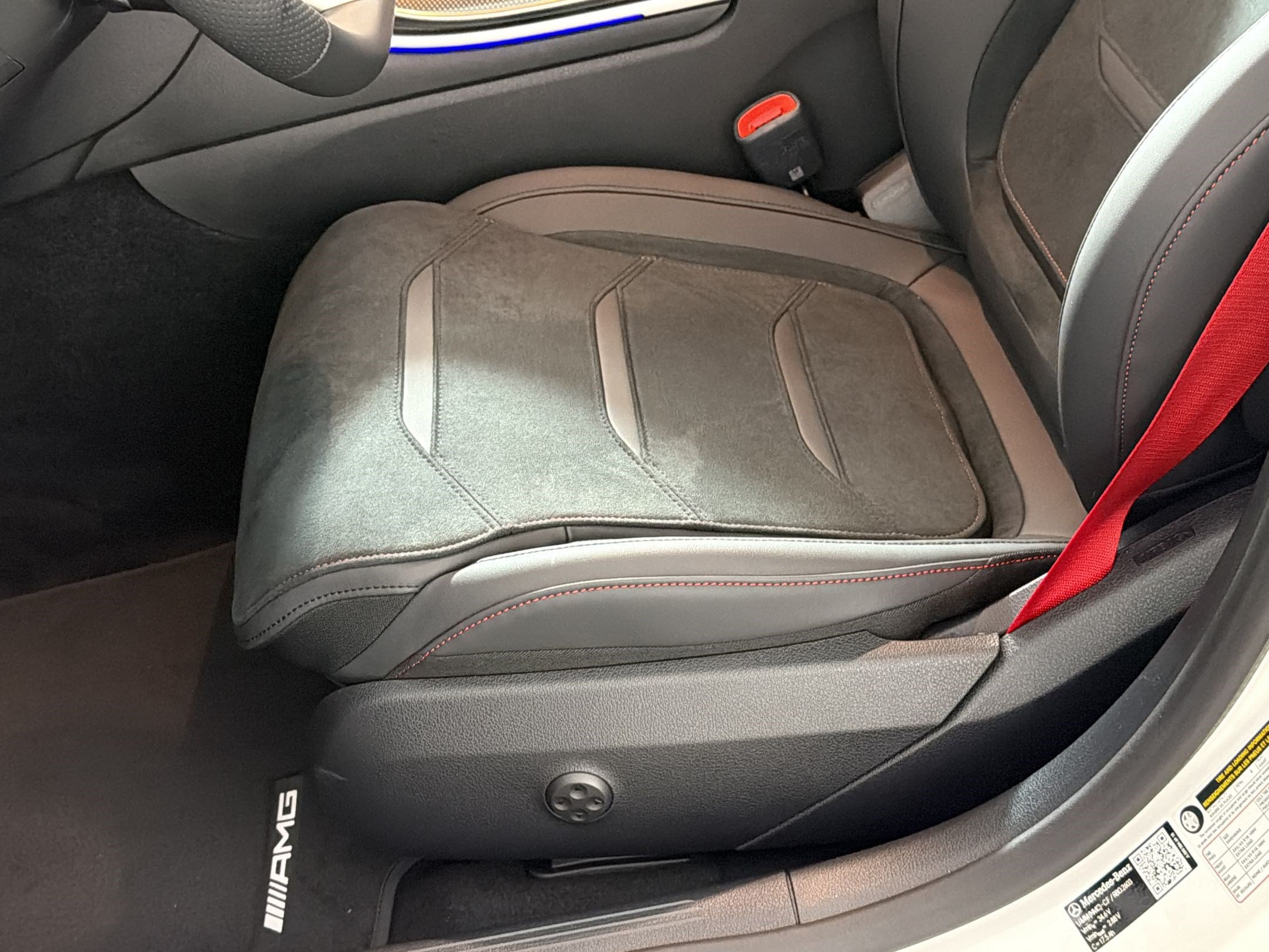 New 2026 Mercedes-Benz C 43 AMG 4MATIC Sedan image 15