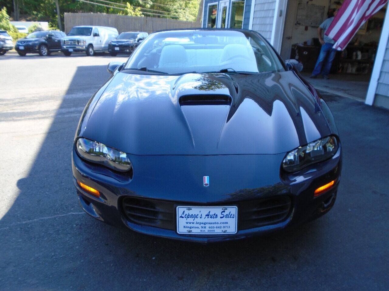 Used 1999 Chevrolet Camaro Z28 w/ SS Performance/Appearance Pkg RWD image 3
