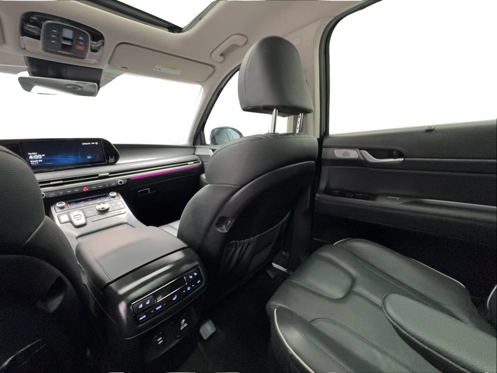 Used 2024 Hyundai Palisade Limited AWD/4WD image 44