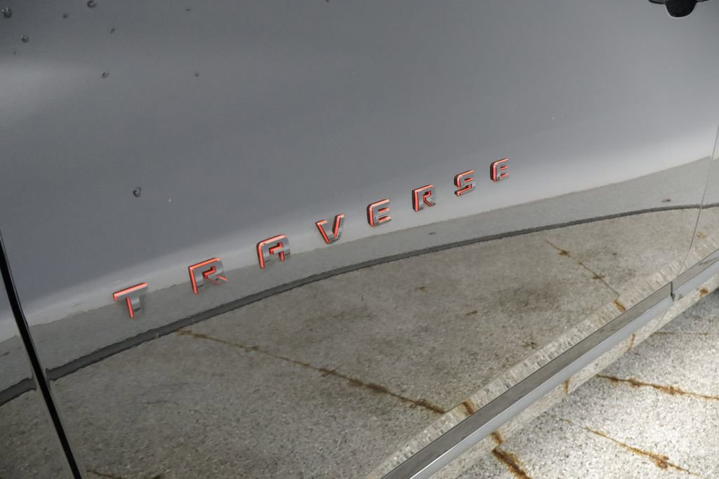 Used 2021 Chevrolet Traverse Premier w/ Redline Edition AWD/4WD image 16