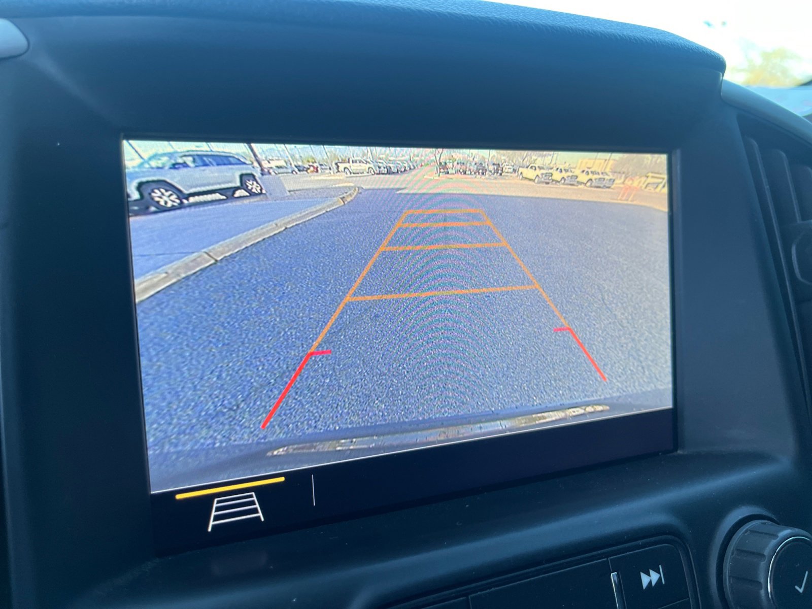 Used 2020 GMC Terrain SLT w/ Preferred Package image 29