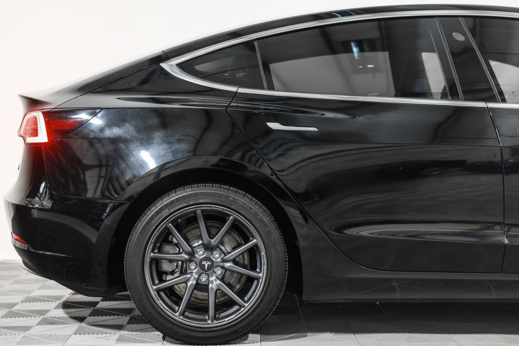 Used 2019 Tesla Model 3 Standard Range Plus RWD image 2