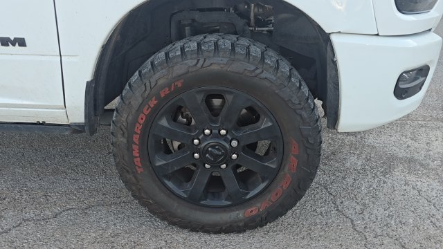 Used 2025 RAM 2500 Laramie AWD/4WD image 13