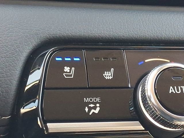 Used 2025 Honda Pilot Elite image 27