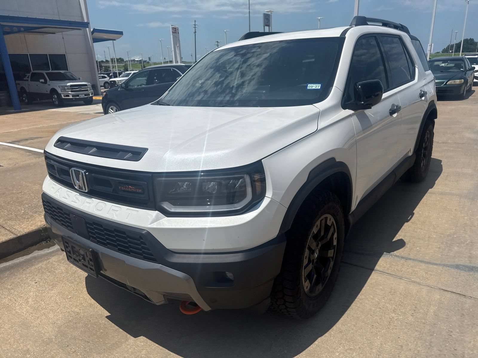 Used 2026 Honda Passport TrailSport Elite image 3