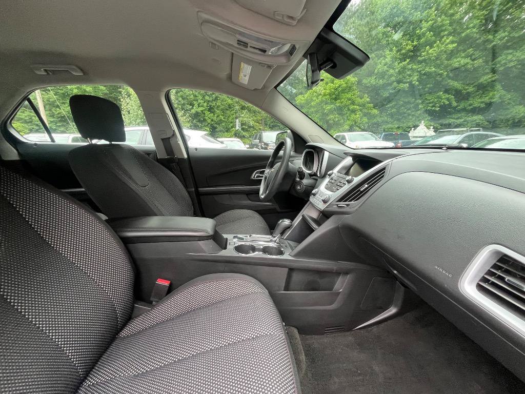 Used 2017 Chevrolet Equinox LS FWD image 35