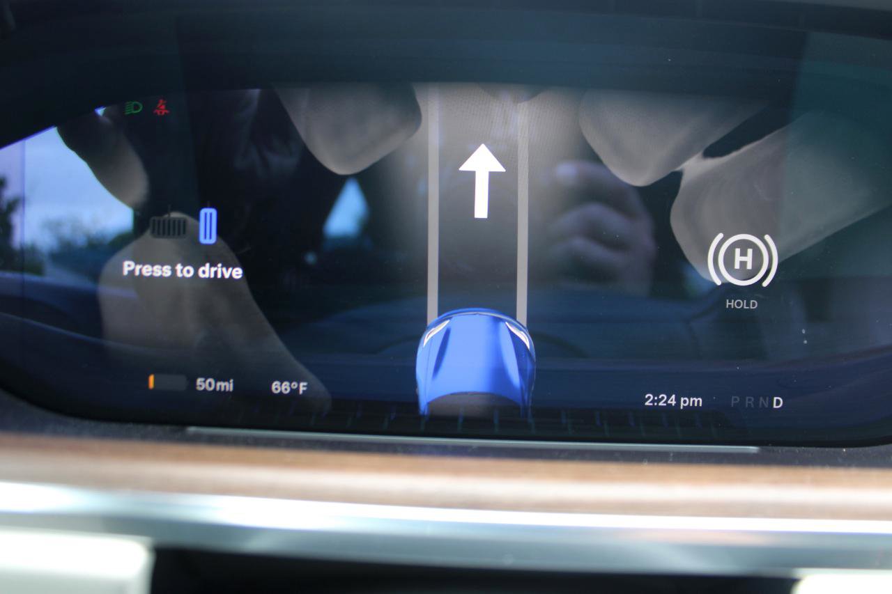 Used 2021 Tesla Model S Plaid image 22
