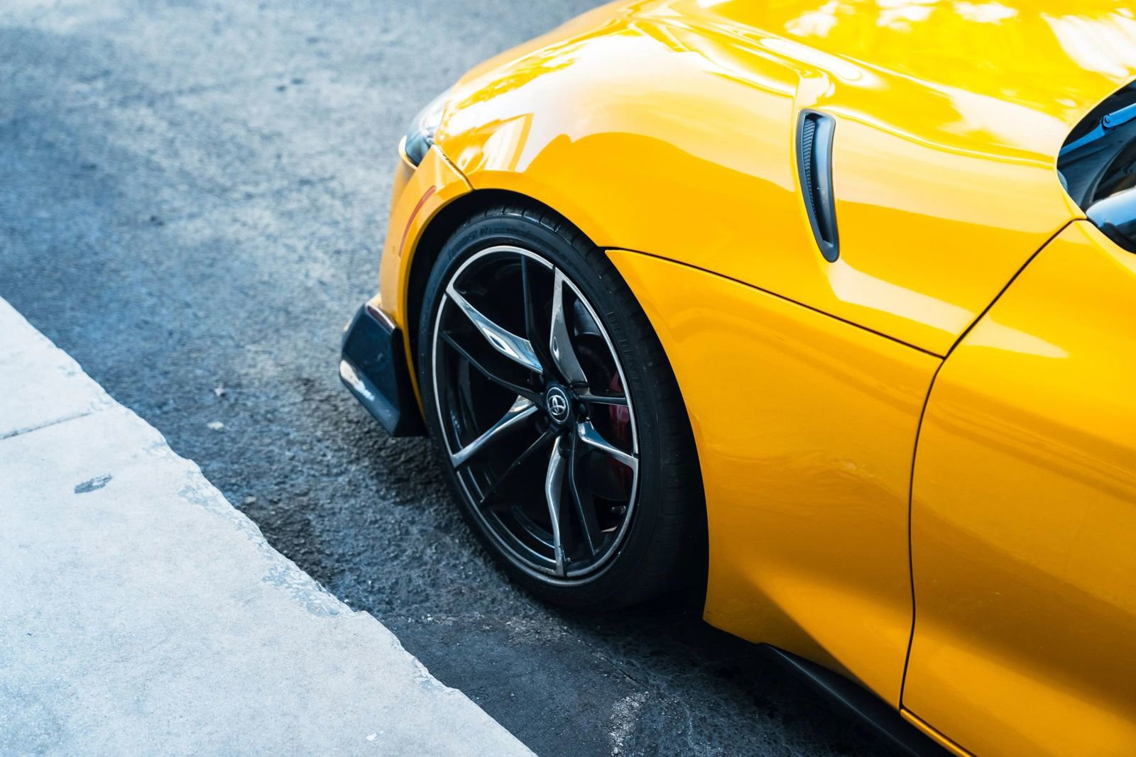 Used 2021 Toyota Supra Premium w/ Driver Assist Package image 15