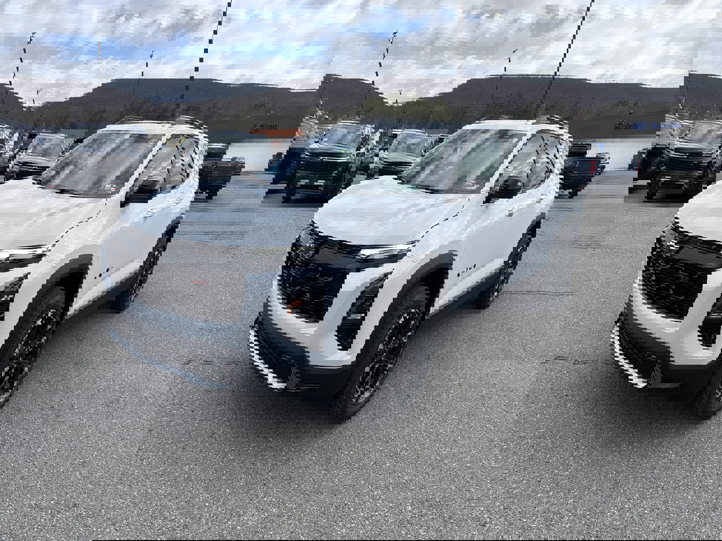 New 2026 Chevrolet Equinox RS w/ Convenience Package III image 8