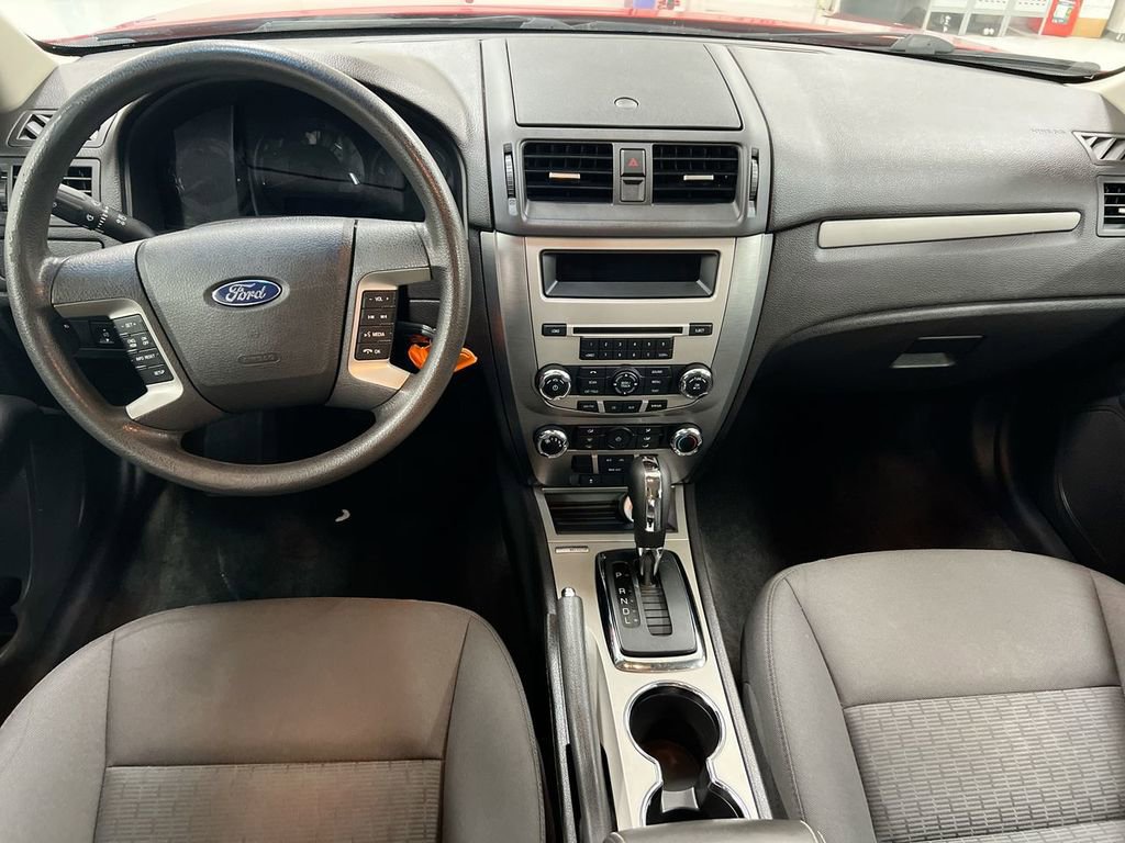 Used 2010 Ford Fusion SE FWD image 10