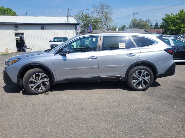 Used 2022 Subaru Outback Limited AWD/4WD image 2