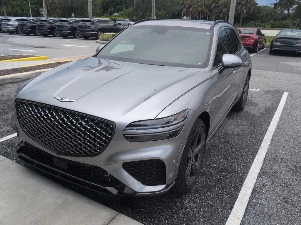 Used 2024 Genesis GV70 2.5T w/ Sport Prestige Package AWD/4WD video 1