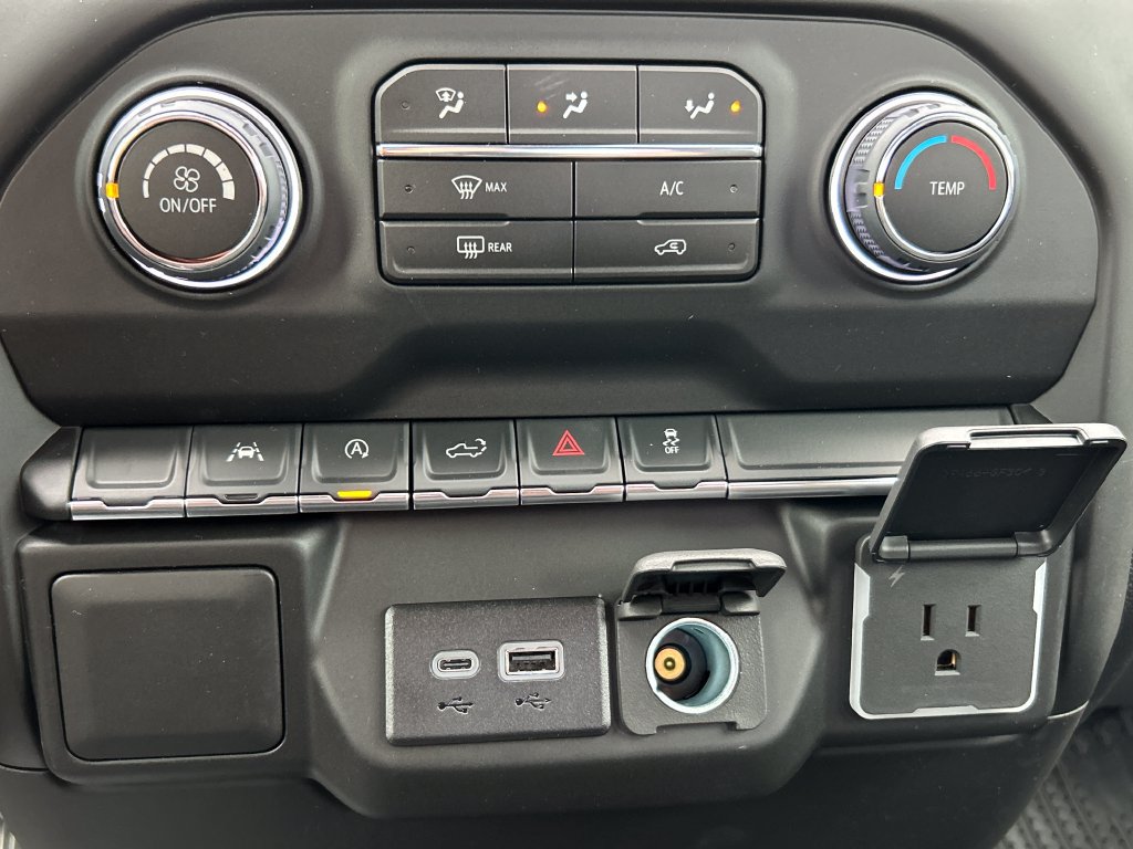 New 2026 Chevrolet Silverado 1500 Custom AWD/4WD image 13