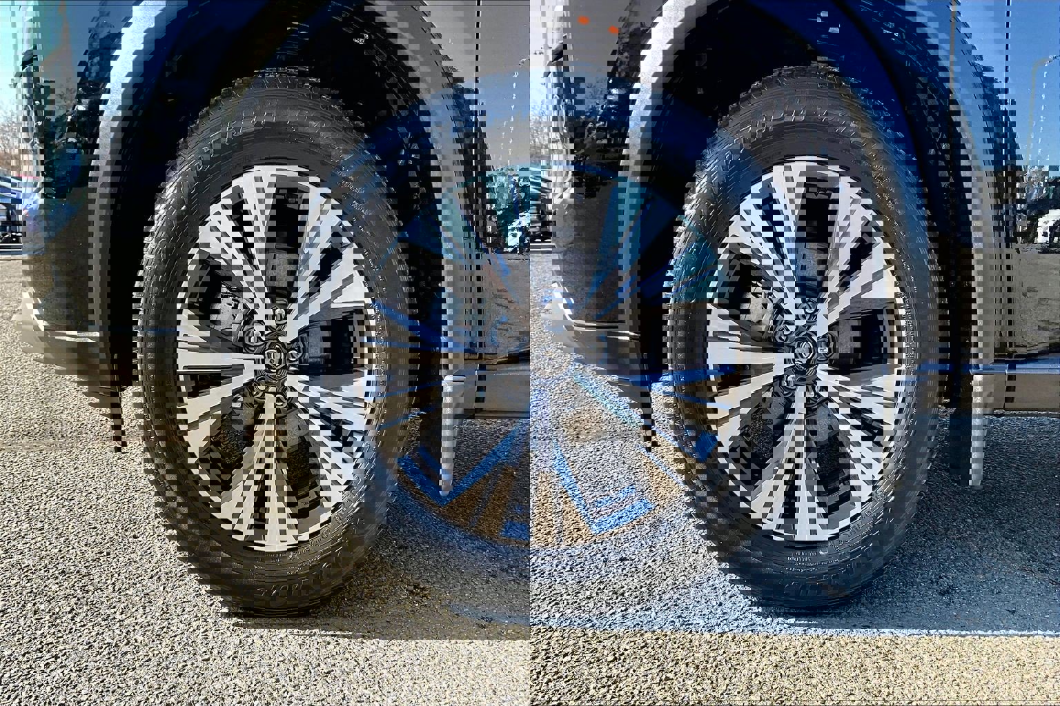 Used 2023 Nissan Rogue SV image 9