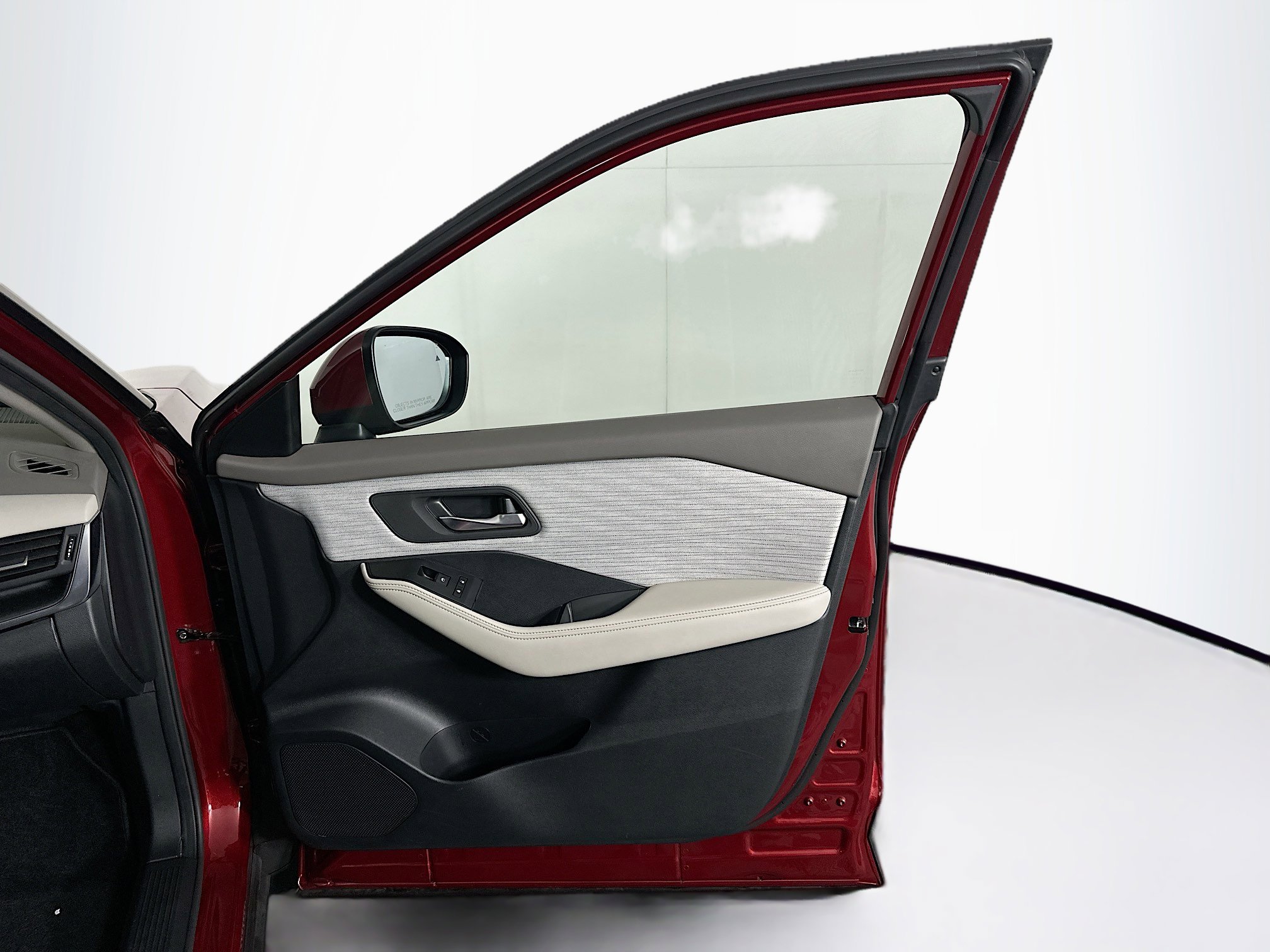 Used 2023 Nissan Rogue SV FWD image 30