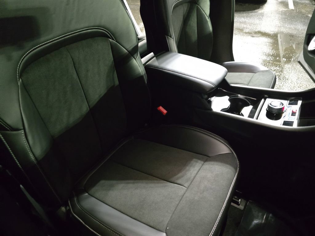 New 2026 Jeep Grand Cherokee Altitude image 10