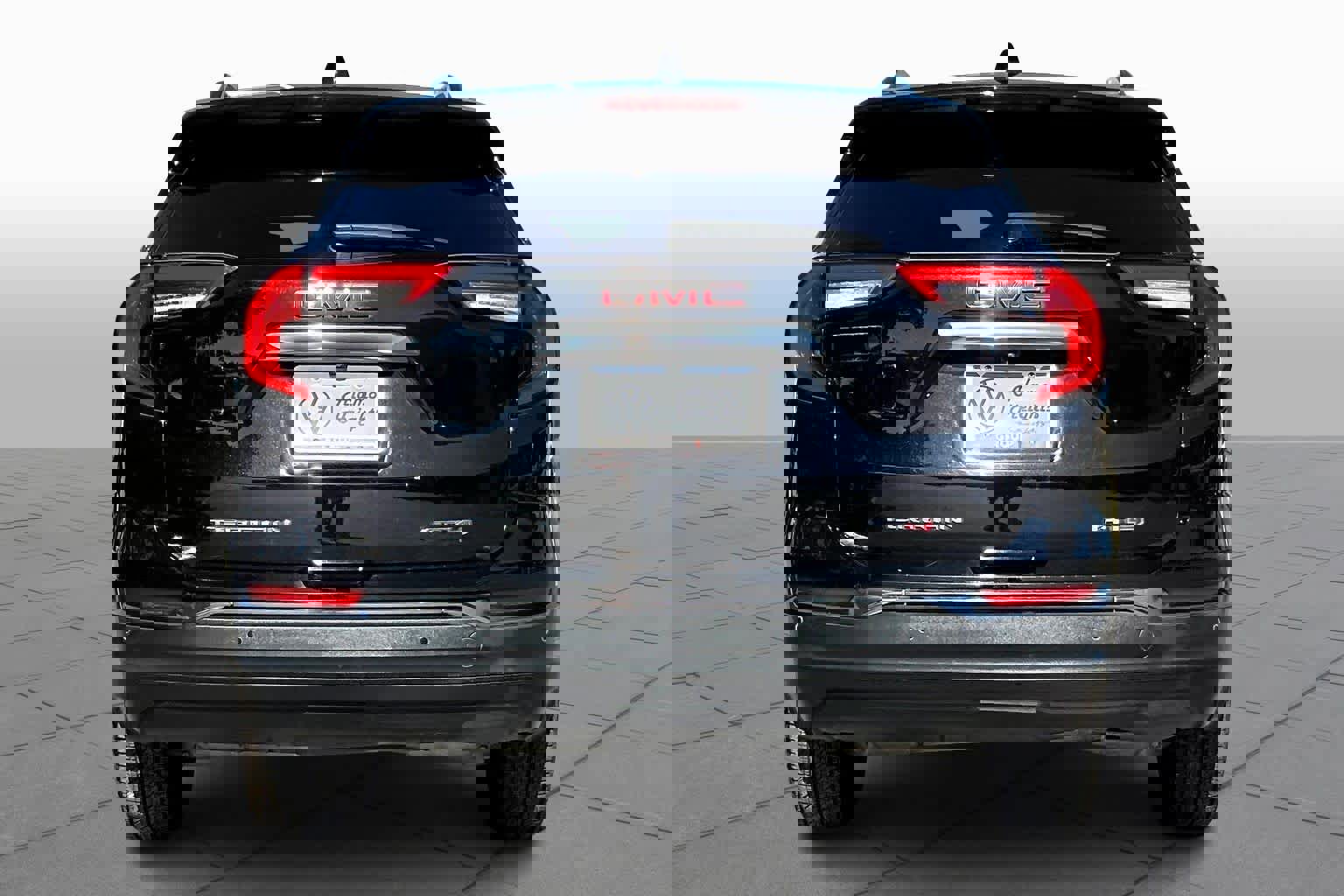 Used 2022 GMC Terrain AT4 image 4