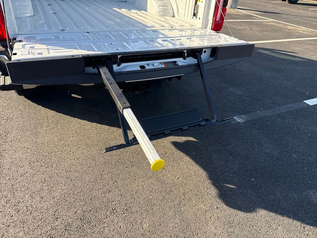 New 2025 Ford F350 King Ranch w/ Chrome Package image 64