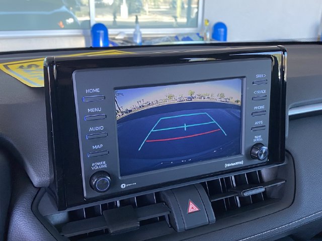 Used 2021 Toyota RAV4 XLE AWD/4WD image 27
