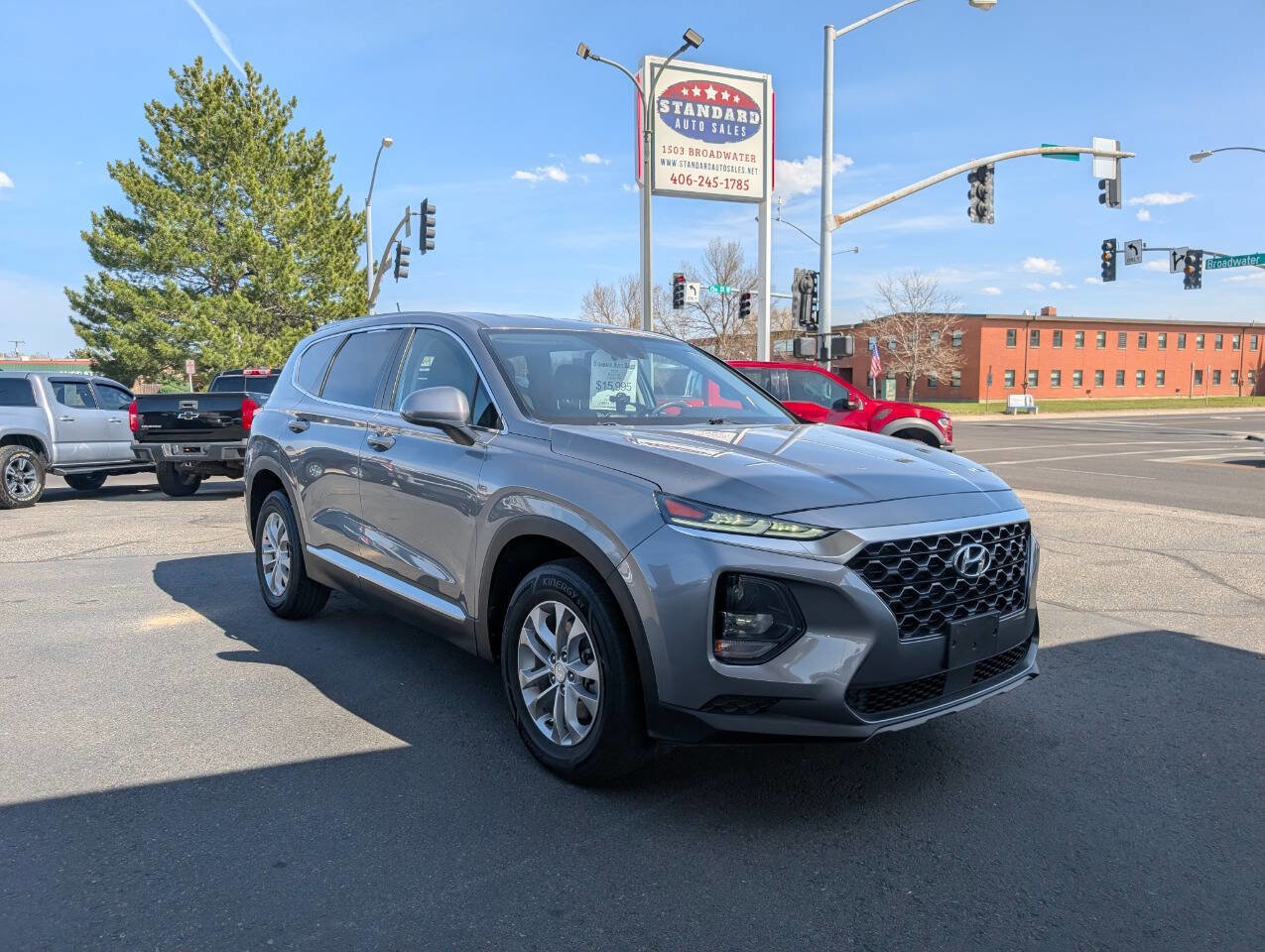 Used 2019 Hyundai Santa Fe SE AWD/4WD image 1
