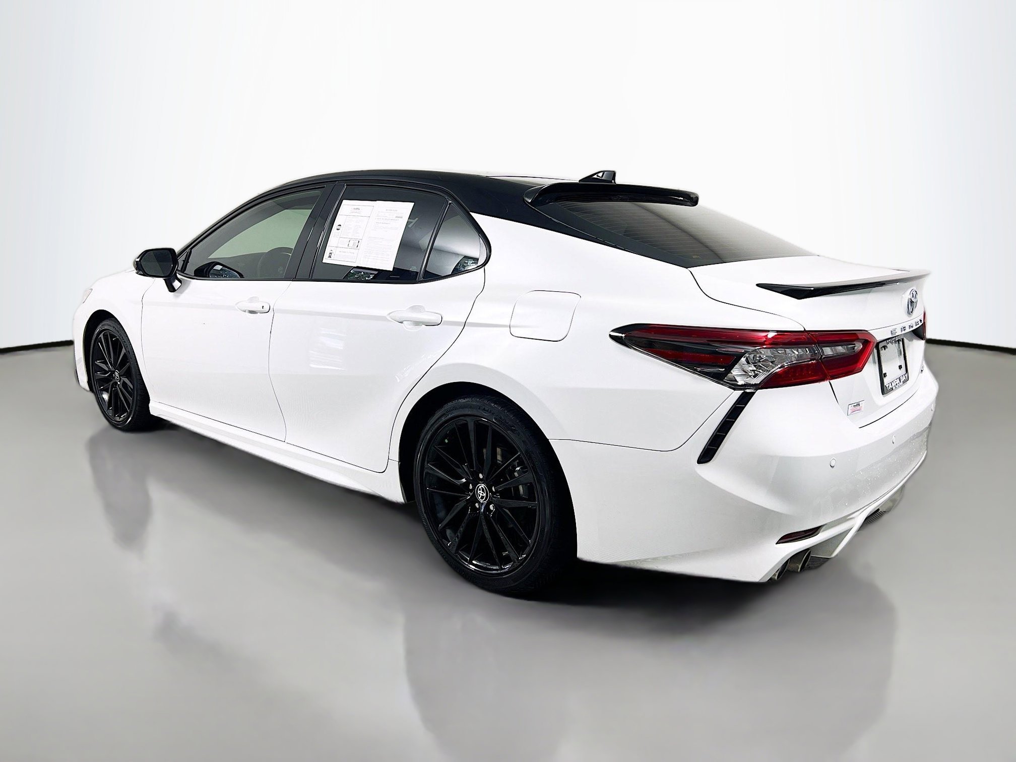 Used 2024 Toyota Camry XSE w/ Navigation Package FWD image 8