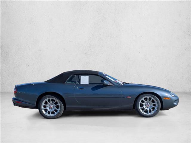 Used 2000 Jaguar XK8 Convertible image 4