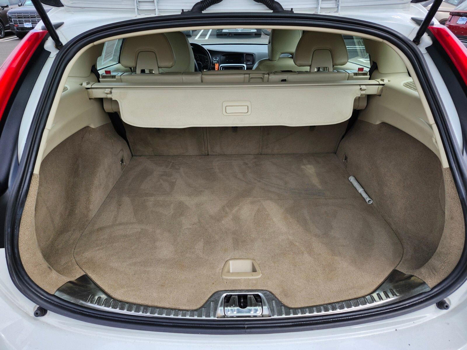 Used 2015 Volvo V60 T5 Premier image 31