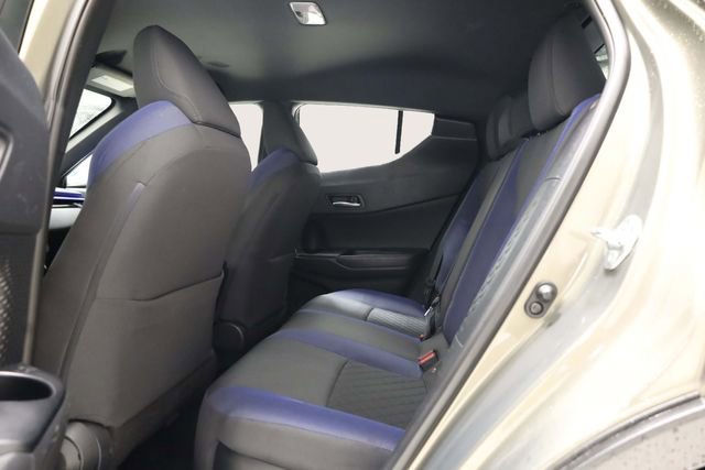 Used 2021 Toyota C-HR XLE image 28