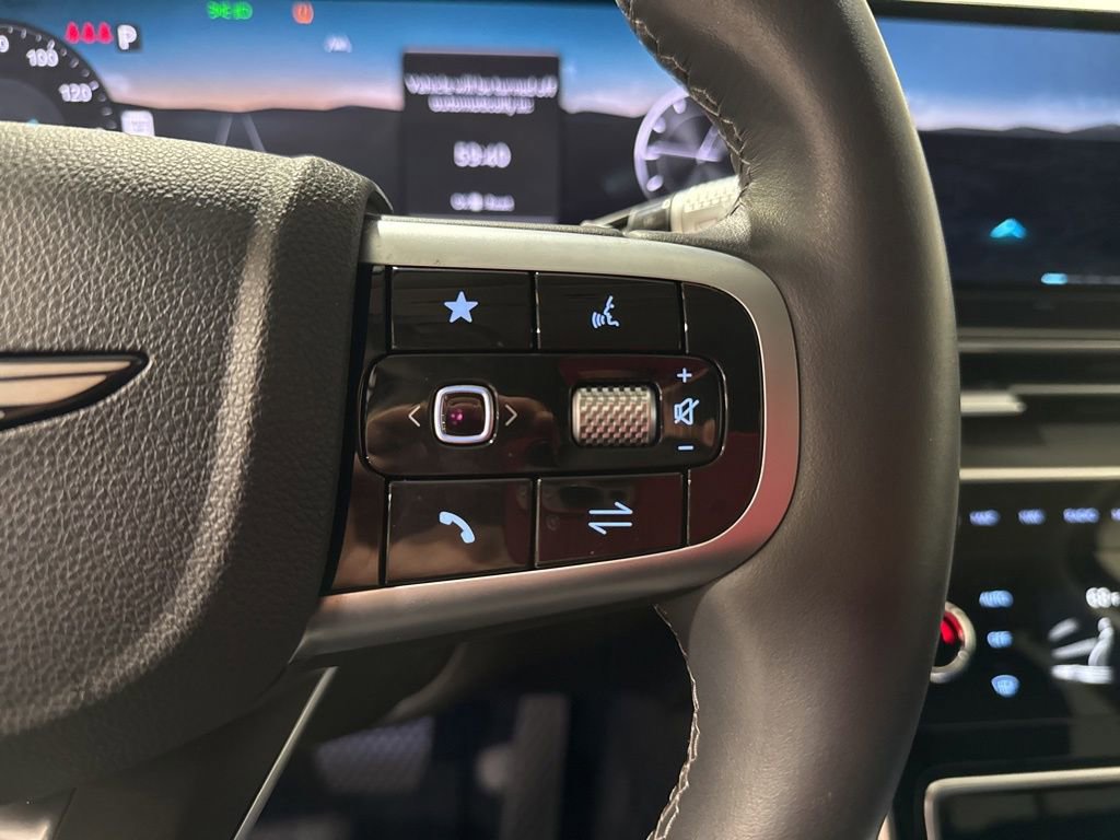 Used 2025 Genesis GV80 2.5T image 14