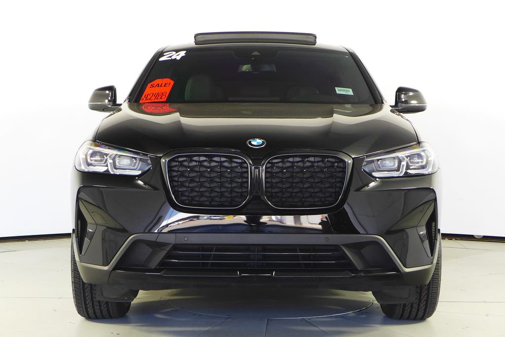 Used 2024 BMW X4 xDrive30i w/ Premium Package AWD/4WD image 3