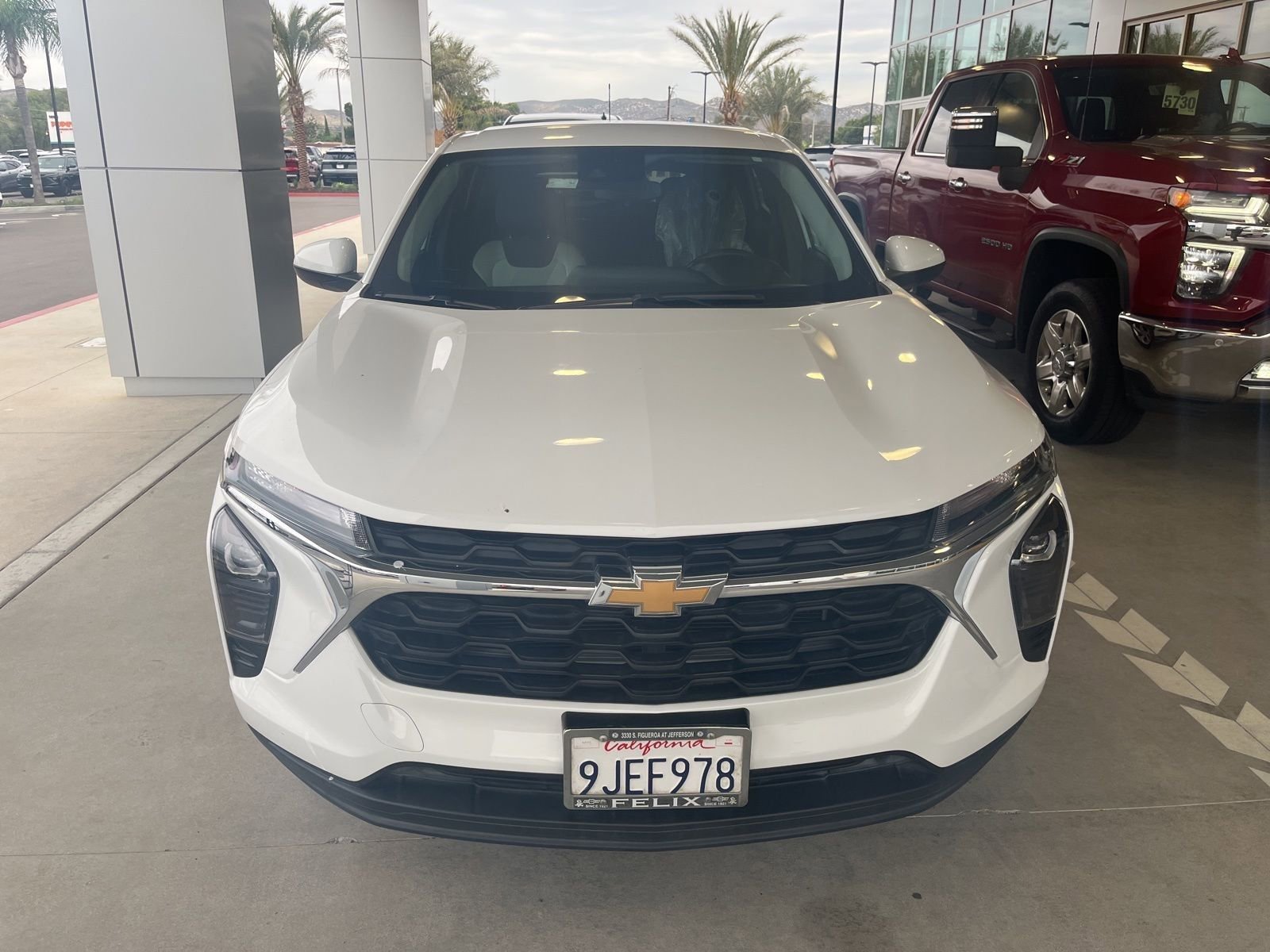 Used 2024 Chevrolet Trax LS w/ LS Convenience Package image 3