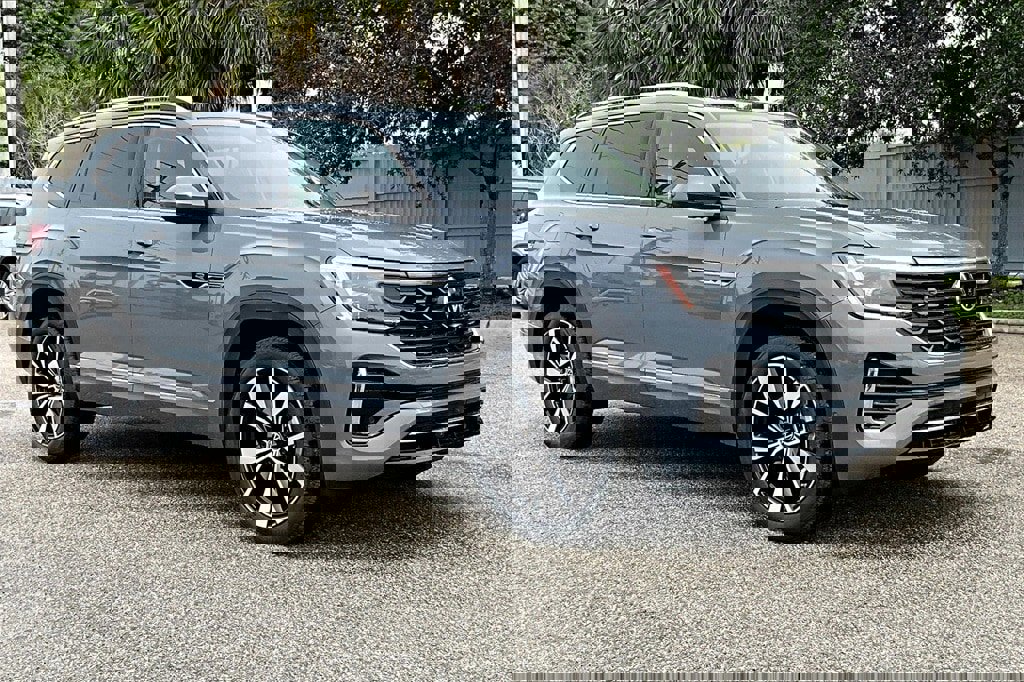 New 2026 Volkswagen Atlas SEL Premium R-Line image 2