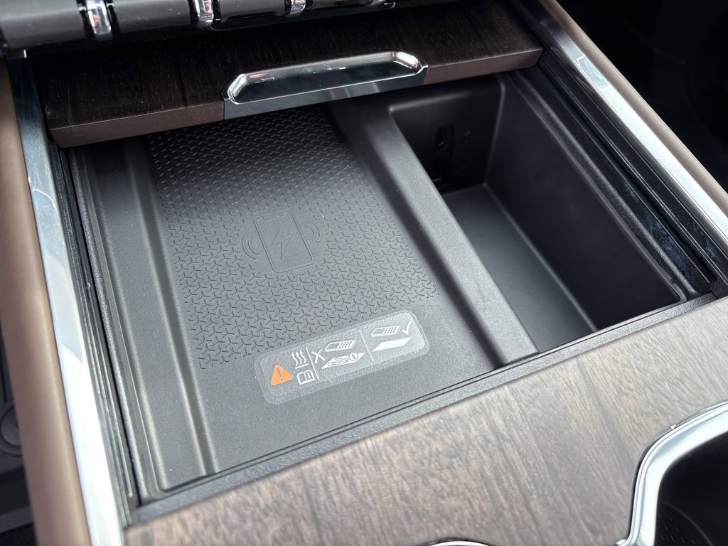 New 2026 GMC Acadia Denali Ultimate w/ LPO, Floor Liner Package FWD image 23