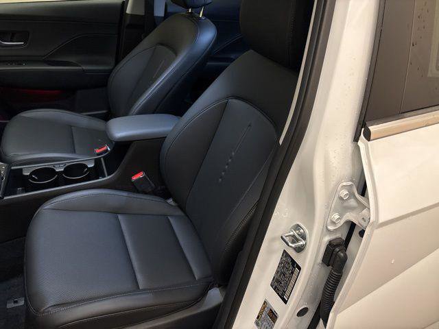 New 2024 Hyundai Kona Limited image 11