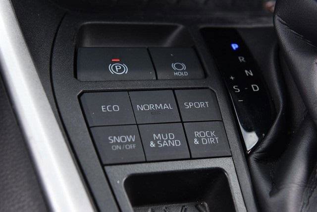 Used 2024 Toyota RAV4 LE image 15